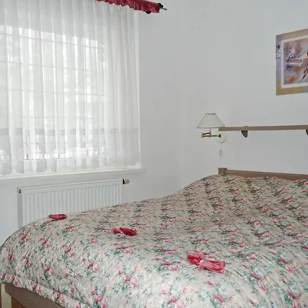 Beautiful In With 4 Bedrooms And Wifi Feriehus