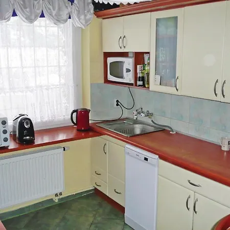 Beautiful In With 4 Bedrooms And Wifi Feriehus *